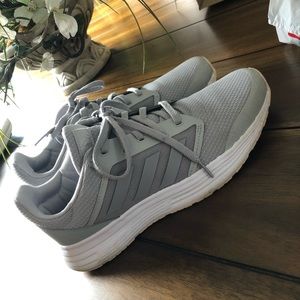 Adidas Womens sneakers